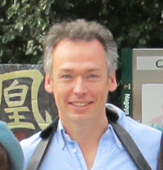 Associate professor　Mathew WHITE